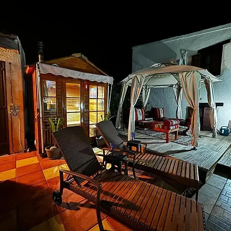 Traditional Cypriot House - Akapanou 아파트