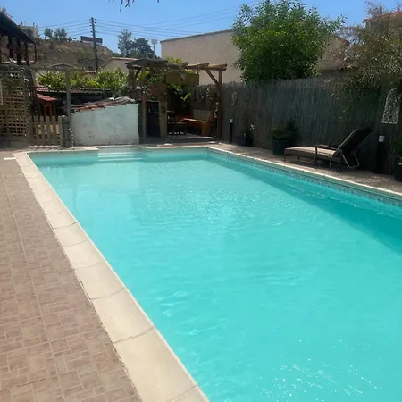 Traditional Cypriot House - Akapanou 아파트 *